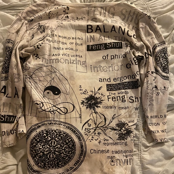 Unique Shirt(Yin and Yang Shirt) - Picture 2 of 3